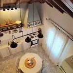 Habezeiko - The Vintage House
