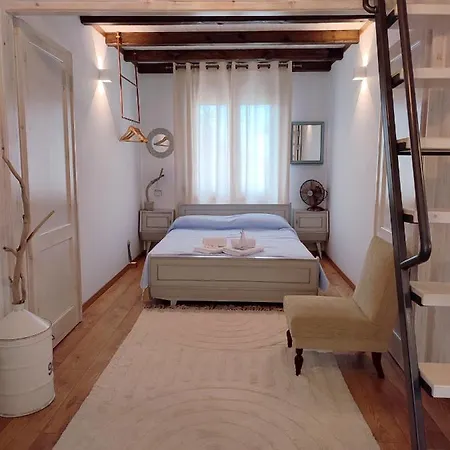 Habezeiko - The Vintage House *