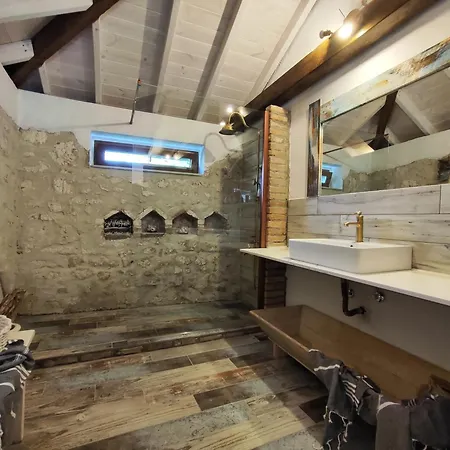 Habezeiko - The Vintage House